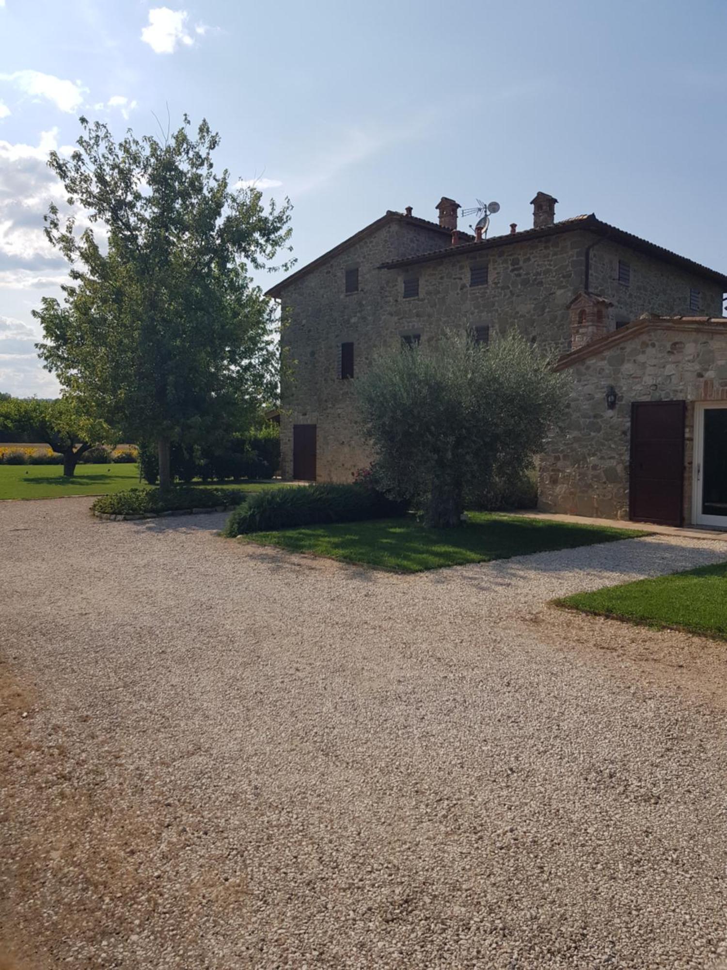 Agriturismo Villa Al Piano Тоди Екстериор снимка